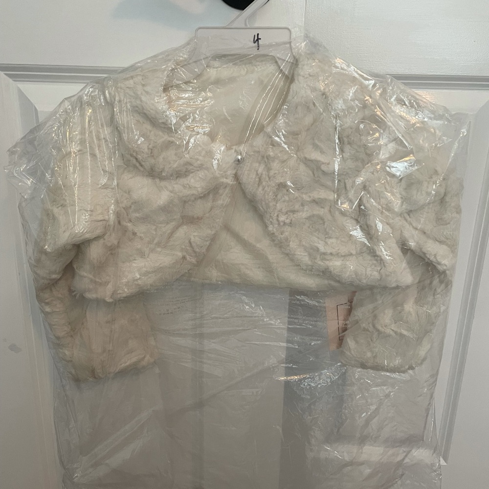 Child’s dress bolero/jacket in ivory size 4